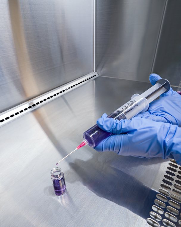 Precise work under the compounding hood